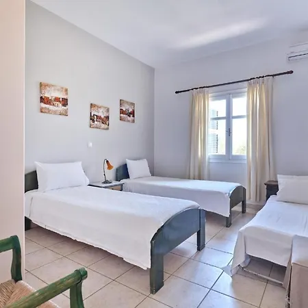 Alexandros Villa